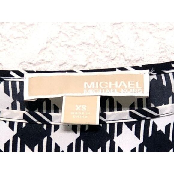 Michael Kors Blouse Women XS Black White Printed Smocked Waist adjustable Sleeve - Picture 6 of 8